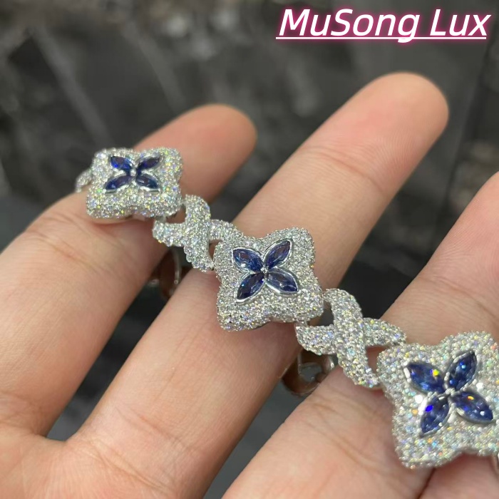 VVS Moissanite 925 Sterling Silver Miami Bracelet 9mm 8 inches, set with blue gemstones.