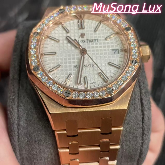VVS Moissanite Audemars Piguet 26470