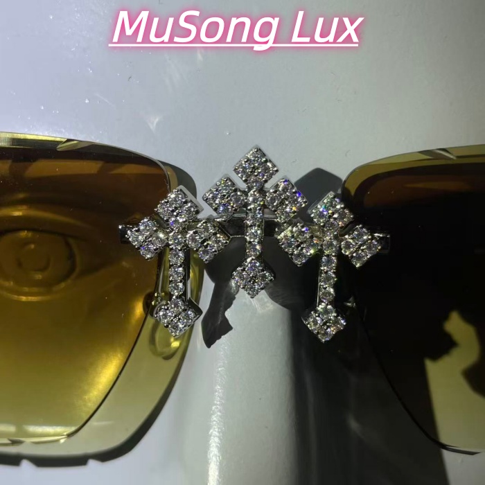 VVS Moissanite Cartier horn cross glasses