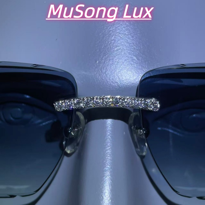 VVS Moissanite Cartier leopard glasses